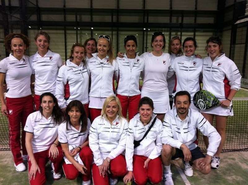 El Entrena Padel Club y el  Club Tenis Pamplona se reparten los Títulos del Campeonato Navarro por Equipos de Clubes Absolutos de Pádel 2012